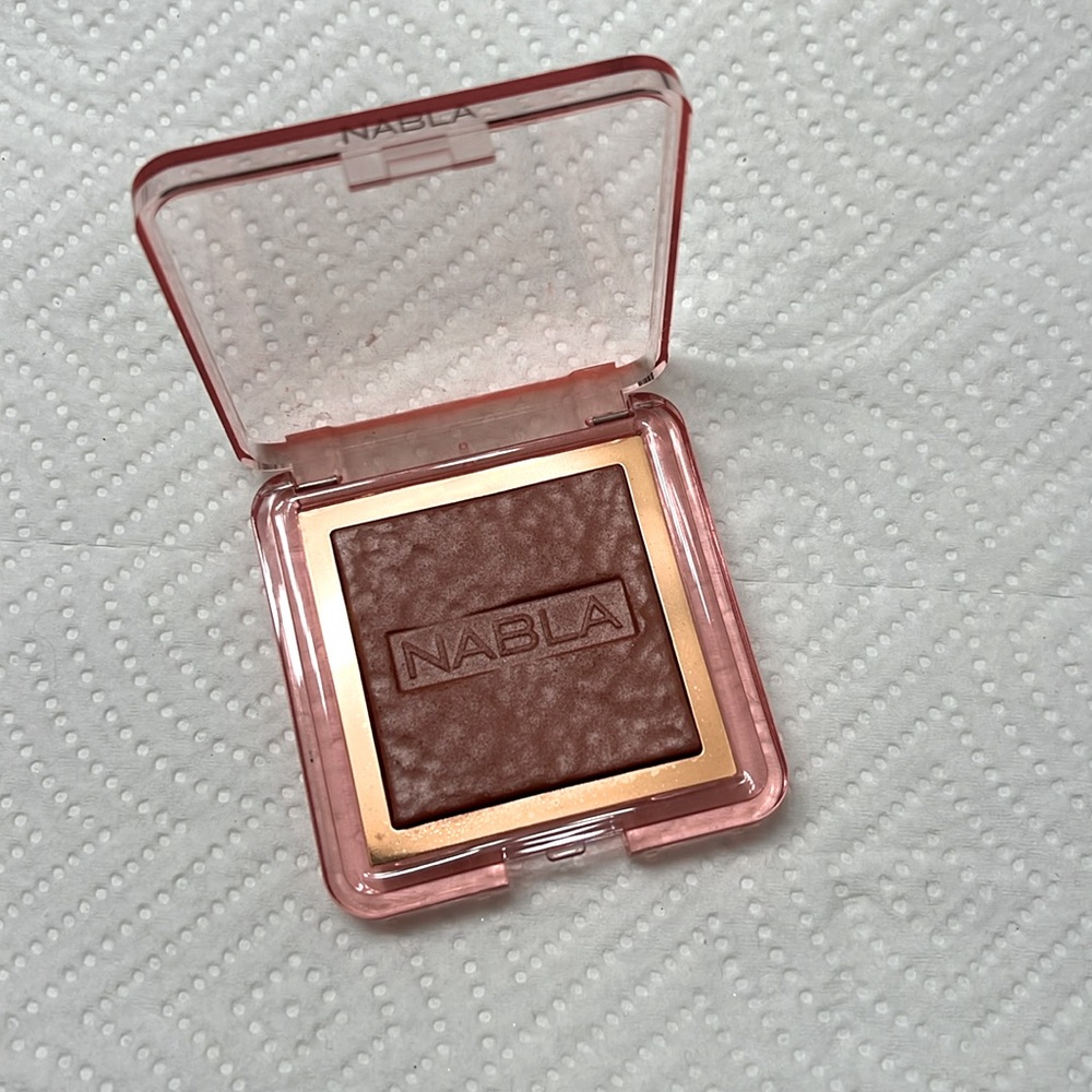 Nabla Skin Glazing- Independence